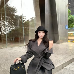 Women's Gray Woolen Coat with Lapel Collar and Belt Short Loose Winter Outerwear