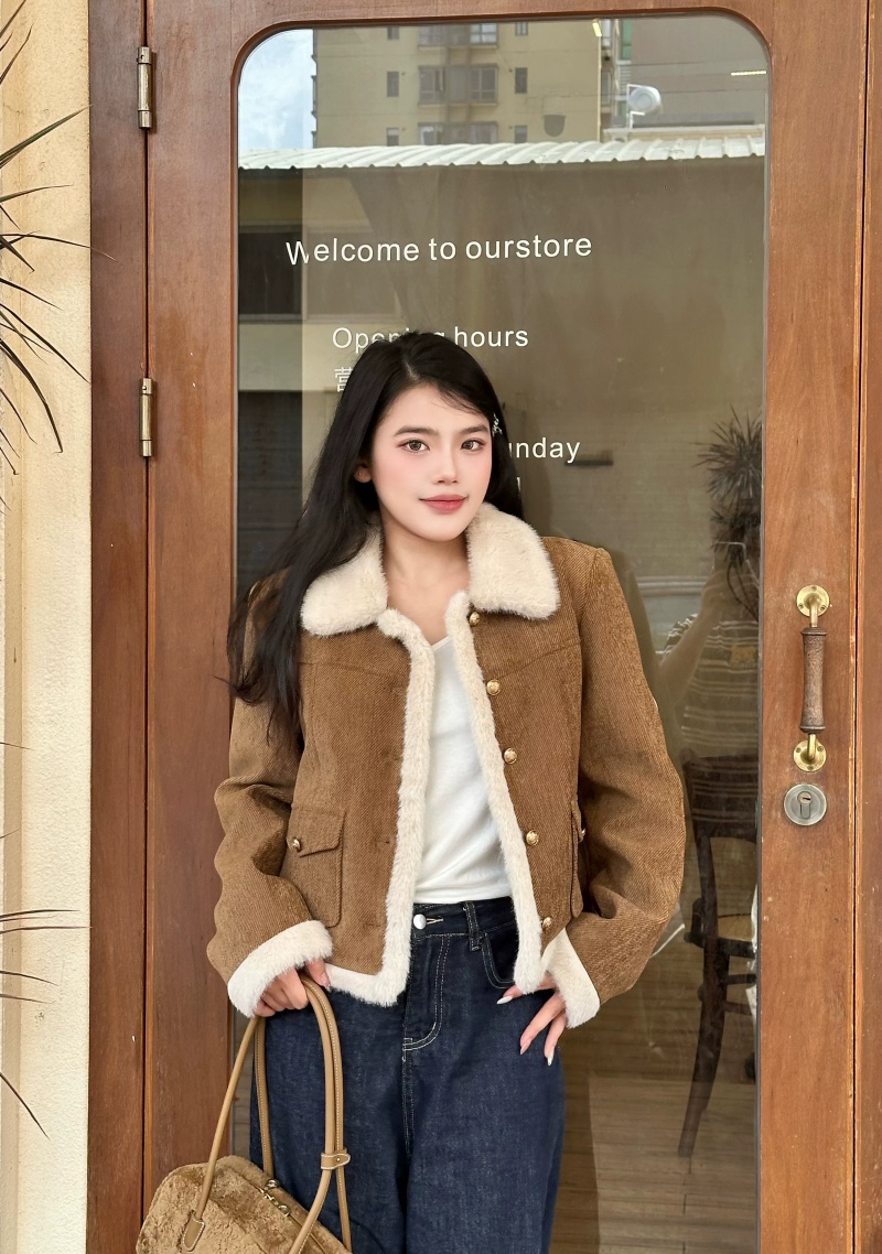 Thickened Fleece Small Turn-Down Collar Coat Fashionable Refined Xiaoxiang Style Short Top New Elegant High-End Feel Autumn Winter